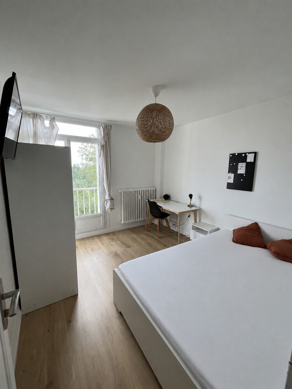 Appartement 6 pièces 95 m² · à Savigny-sur-Orge · 94,7 m² · 520 €/mois